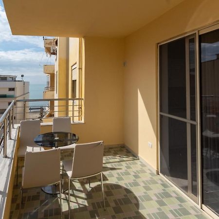 Spacious 2 Bedroom Apartment In Durres Beach Durrës Exterior foto