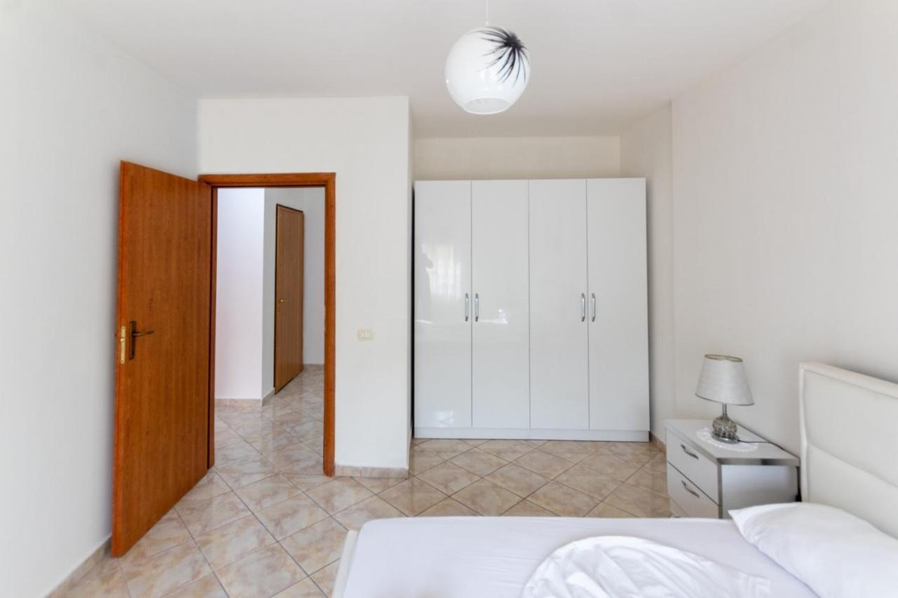 Spacious 2 Bedroom Apartment In Durres Beach Durrës Exterior foto