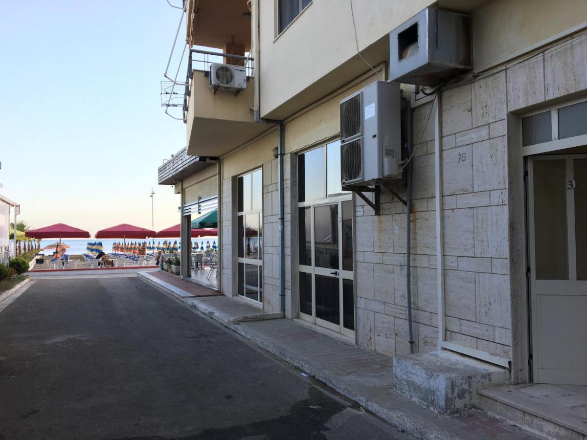 Spacious 2 Bedroom Apartment In Durres Beach Durrës Exterior foto